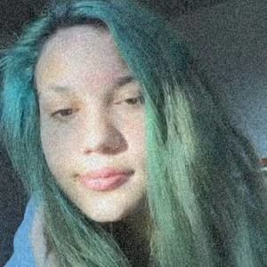 Meet your Posher, Jade